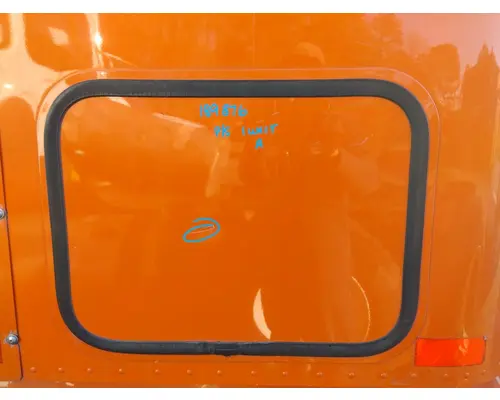 FREIGHTLINER COLUMBIA 120 DOOR, COMPARTMENT