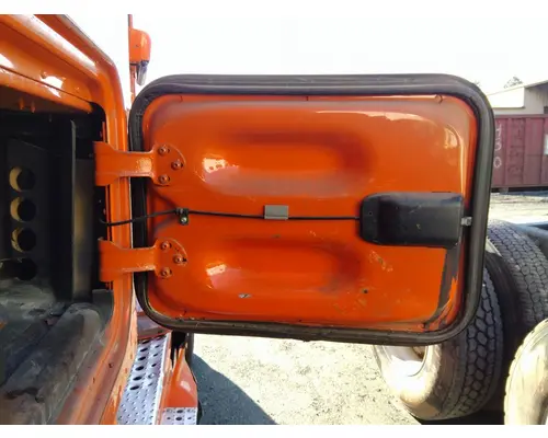 FREIGHTLINER COLUMBIA 120 DOOR, COMPARTMENT