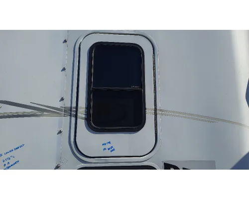 FREIGHTLINER COLUMBIA 120 DOOR, COMPARTMENT