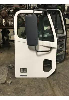 FREIGHTLINER COLUMBIA 120 DOOR ASSEMBLY, FRONT