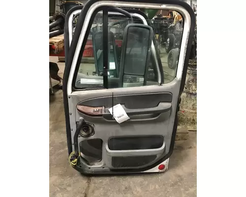 FREIGHTLINER COLUMBIA 120 DOOR ASSEMBLY, FRONT