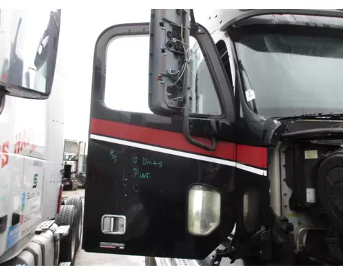 FREIGHTLINER COLUMBIA 120 DOOR ASSEMBLY, FRONT