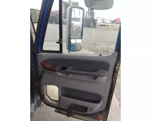 FREIGHTLINER COLUMBIA 120 DOOR ASSEMBLY, FRONT