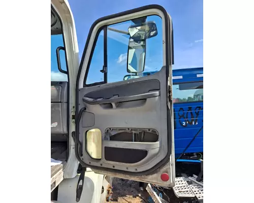 FREIGHTLINER COLUMBIA 120 DOOR ASSEMBLY, FRONT