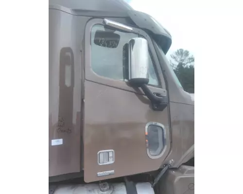 FREIGHTLINER COLUMBIA 120 DOOR ASSEMBLY, FRONT