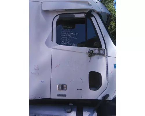 FREIGHTLINER COLUMBIA 120 DOOR ASSEMBLY, FRONT