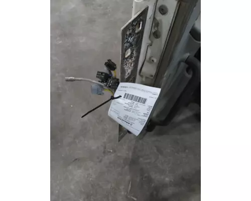 FREIGHTLINER COLUMBIA 120 DOOR ASSEMBLY, FRONT