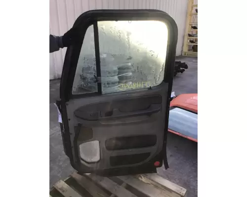 FREIGHTLINER COLUMBIA 120 DOOR ASSEMBLY, FRONT