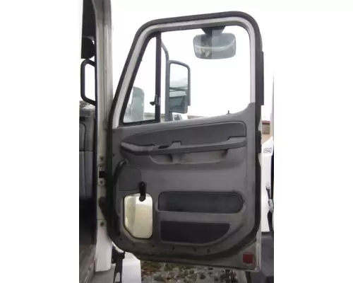 FREIGHTLINER COLUMBIA 120 DOOR ASSEMBLY, FRONT