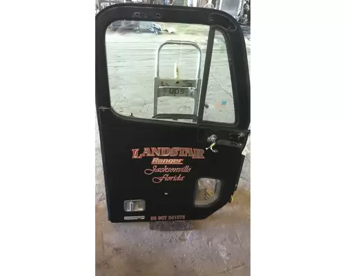 FREIGHTLINER COLUMBIA 120 DOOR ASSEMBLY, FRONT