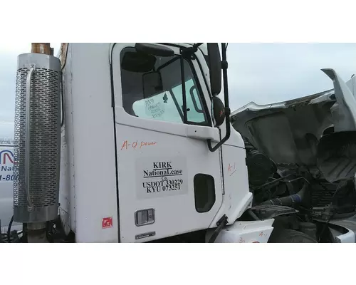 FREIGHTLINER COLUMBIA 120 DOOR ASSEMBLY, FRONT