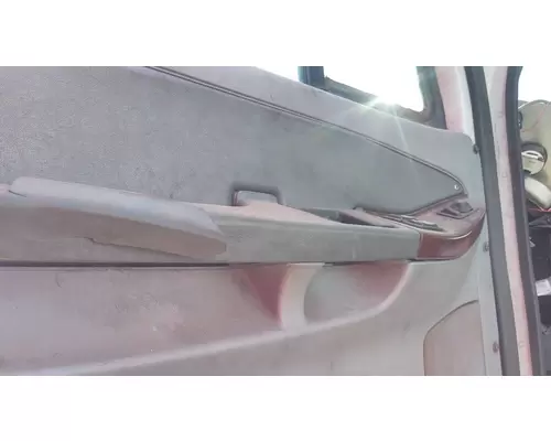 FREIGHTLINER COLUMBIA 120 DOOR ASSEMBLY, FRONT