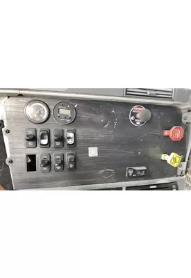 FREIGHTLINER COLUMBIA 120 Dash Panel