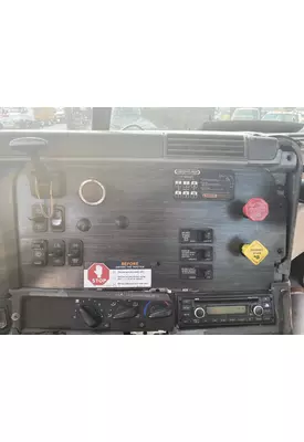 FREIGHTLINER COLUMBIA 120 Dash Panel