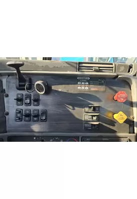 FREIGHTLINER COLUMBIA 120 Dash Panel