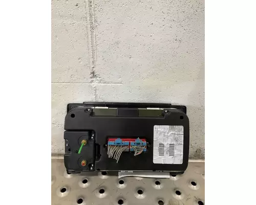 FREIGHTLINER COLUMBIA 120 Dash Panel