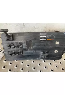 FREIGHTLINER COLUMBIA 120 Dash Panel