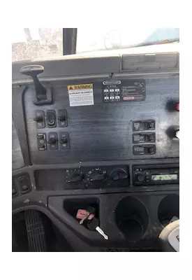 FREIGHTLINER COLUMBIA 120 Dash/Console Switch
