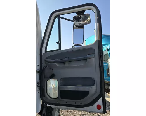 FREIGHTLINER COLUMBIA 120 Door Assembly, Front