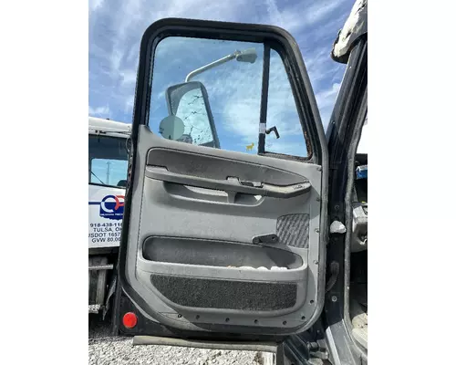 FREIGHTLINER COLUMBIA 120 Door Assembly, Front