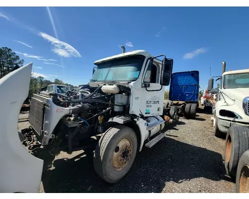 FREIGHTLINER COLUMBIA 120 Door Assembly, Front