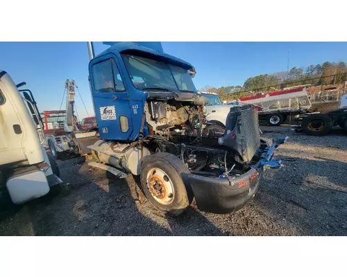 FREIGHTLINER COLUMBIA 120 Door Assembly, Front