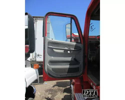 FREIGHTLINER COLUMBIA 120 Door Assembly, Front