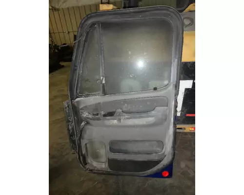 FREIGHTLINER COLUMBIA 120 Door Assembly, Front