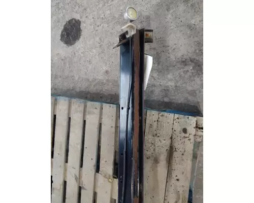 FREIGHTLINER COLUMBIA 120 EXHAUST COMPONENT
