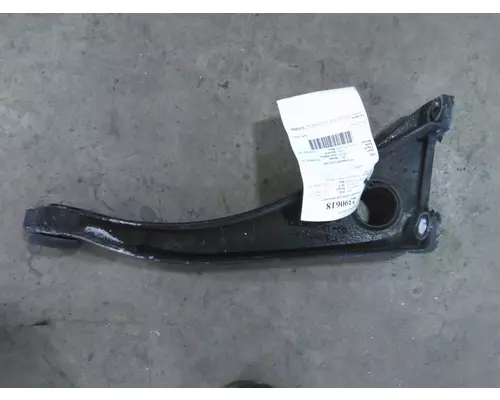 FREIGHTLINER COLUMBIA 120 EXHAUSTMUFFLER BRACKET