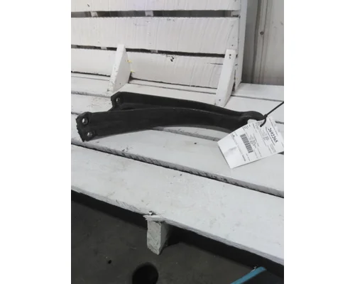 FREIGHTLINER COLUMBIA 120 EXHAUSTMUFFLER BRACKET