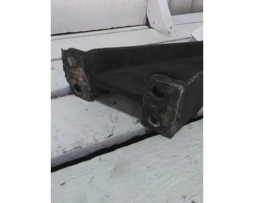 FREIGHTLINER COLUMBIA 120 EXHAUSTMUFFLER BRACKET