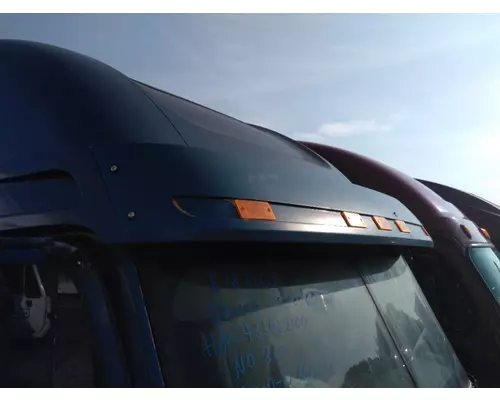 FREIGHTLINER COLUMBIA 120 EXTERIOR SUN VISOR