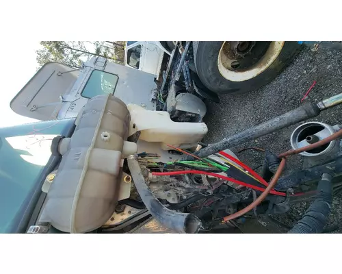 FREIGHTLINER COLUMBIA 120 Engine Wiring Harness