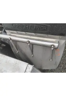 FREIGHTLINER COLUMBIA 120 FENDER, QUARTER/HALF REAR