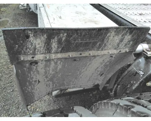 FREIGHTLINER COLUMBIA 120 FENDER, QUARTERHALF REAR