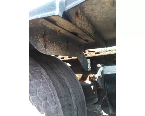 FREIGHTLINER COLUMBIA 120 FENDER, QUARTERHALF REAR