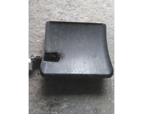 FREIGHTLINER COLUMBIA 120 FENDER, QUARTERHALF REAR