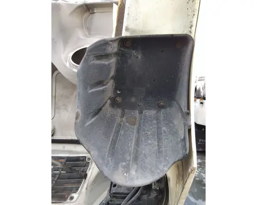 FREIGHTLINER COLUMBIA 120 FENDER, SPLASH SHIELDGUARD