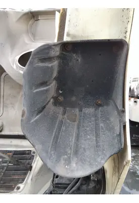 FREIGHTLINER COLUMBIA 120 FENDER, SPLASH SHIELD/GUARD