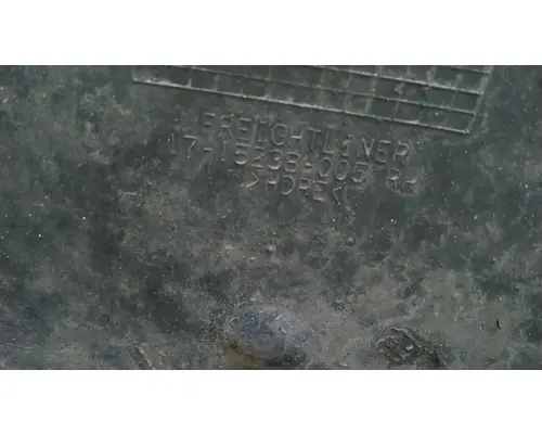 FREIGHTLINER COLUMBIA 120 FENDER, SPLASH SHIELDGUARD