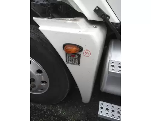 FREIGHTLINER COLUMBIA 120 FENDER EXTENSION