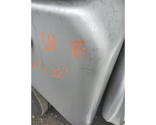 FREIGHTLINER COLUMBIA 120 FENDER EXTENSION