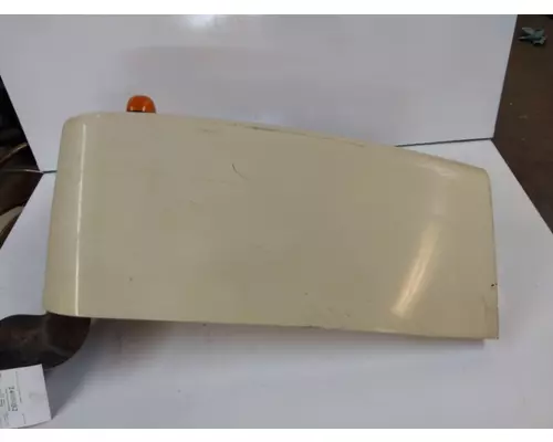 FREIGHTLINER COLUMBIA 120 FENDER EXTENSION