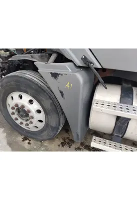 FREIGHTLINER COLUMBIA 120 FENDER EXTENSION