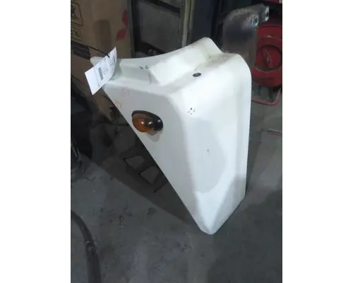 FREIGHTLINER COLUMBIA 120 FENDER EXTENSION