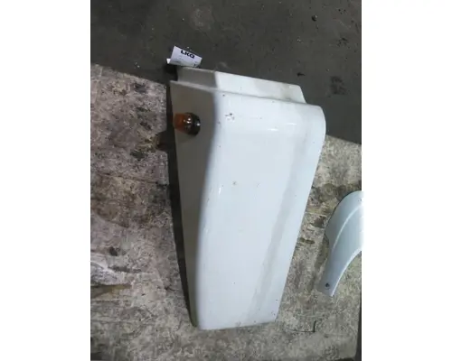 FREIGHTLINER COLUMBIA 120 FENDER EXTENSION