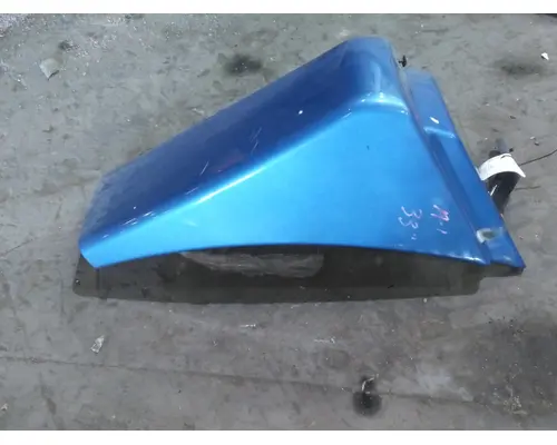 FREIGHTLINER COLUMBIA 120 FENDER EXTENSION