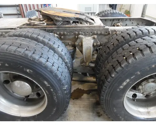 FREIGHTLINER COLUMBIA 120 FRAME