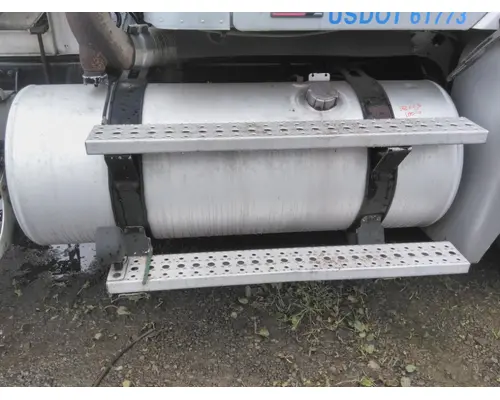 FREIGHTLINER COLUMBIA 120 FUEL TANK
